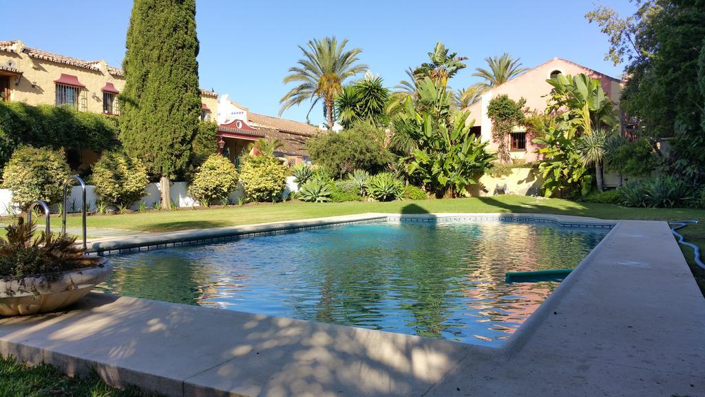 Cortijo De Cortes Estepona Buitenkant foto